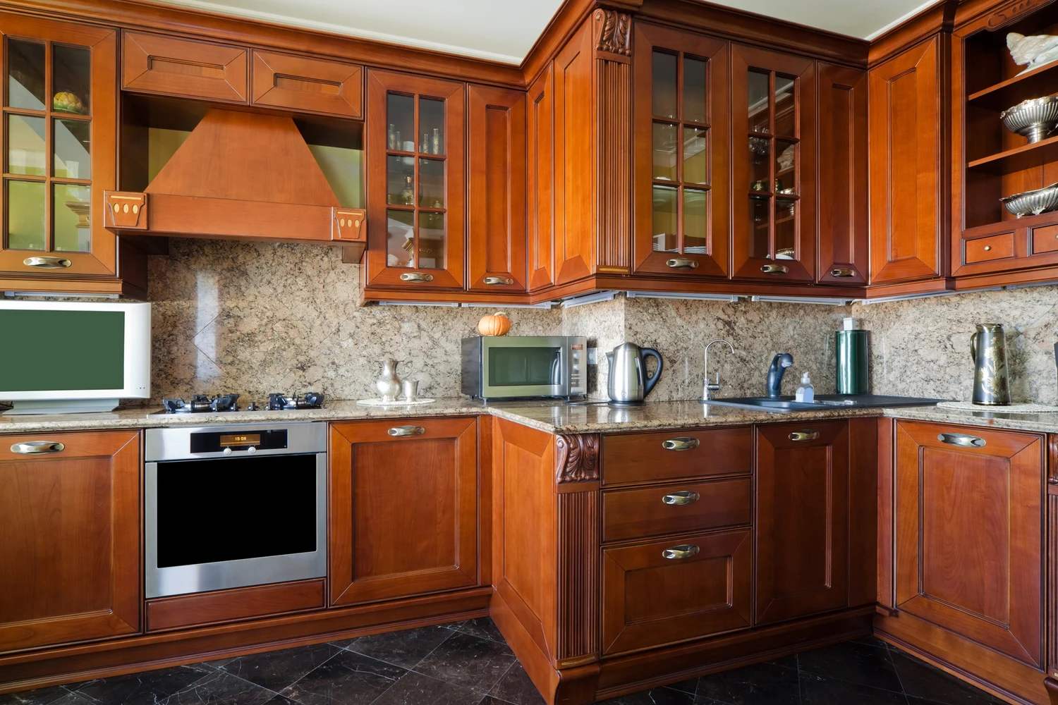 Cabinet Refinishing in Chilliwack BC